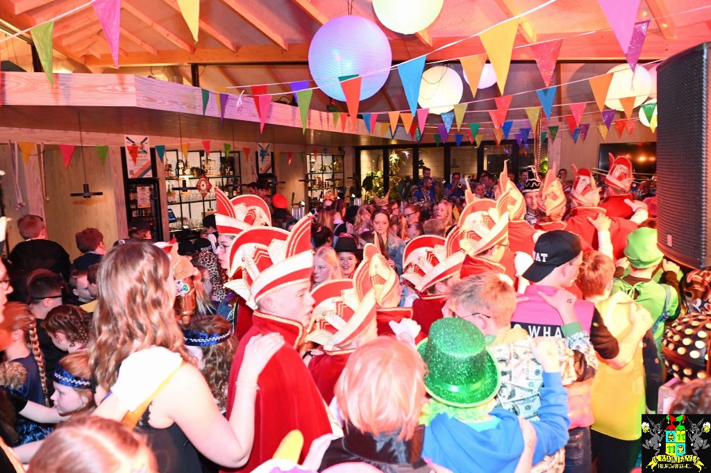 ../Images/Jeugddisco Middeleeuws Carnaval 074.jpg